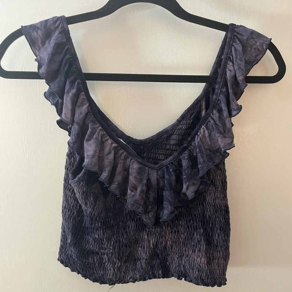 dark purple marble color mix American Eagle crop top. super comfy and stretchy